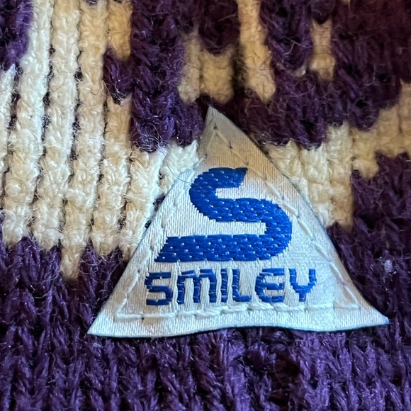 Smiley Wool Hat - Picture 9 of 9